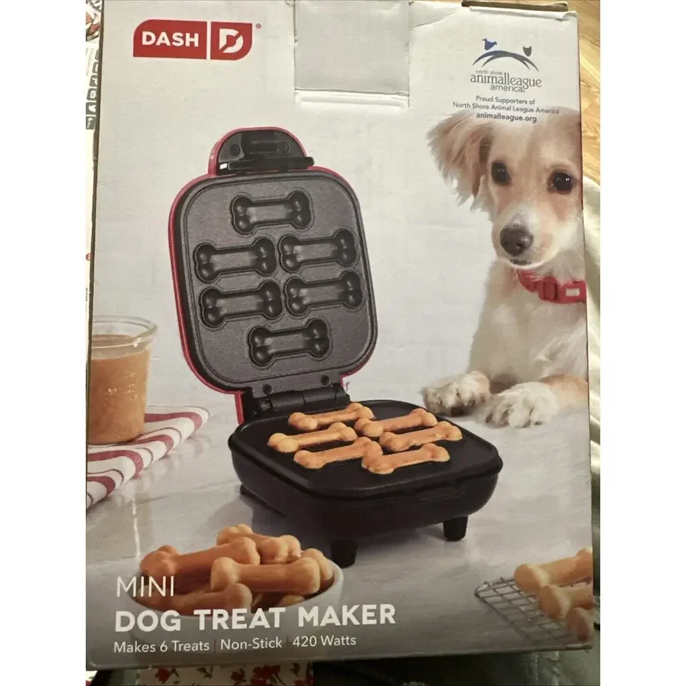 Dash Mini Dog Treat Maker - Makes 6 Treats, Nonstick -‎ Red NEW